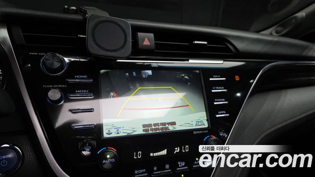 Toyota Camry (XV70) 2.5 XLE Hybrid 2018 — фото 15