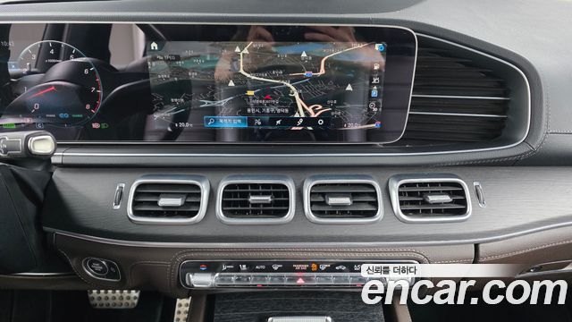 Mercedes-Benz GLS-Class (X167) GLS580 4MATIC 2022 — фото 13
