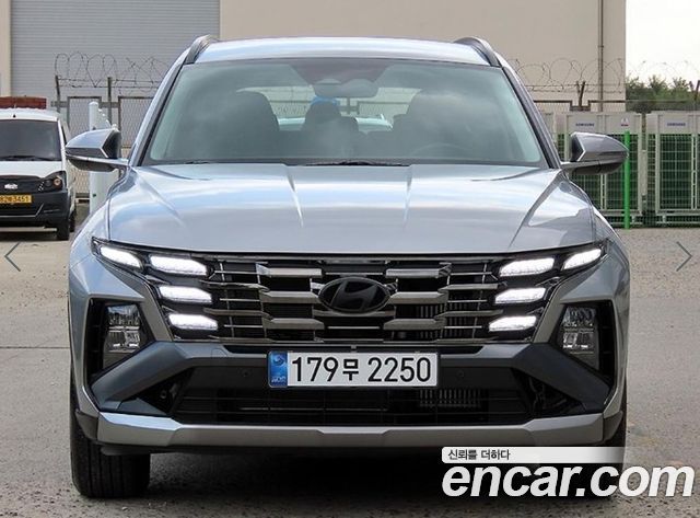 Hyundai Tucson (NX4) Gasoline 1.6 Turbo 2WD Premium 2025 — фото 1