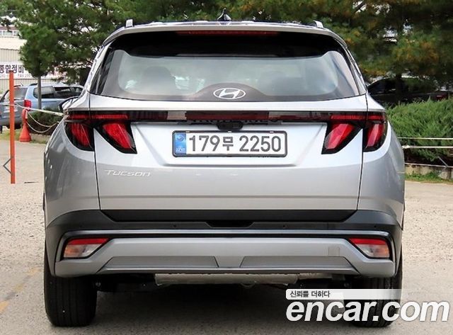 Hyundai Tucson (NX4) Gasoline 1.6 Turbo 2WD Premium 2025 — фото 4