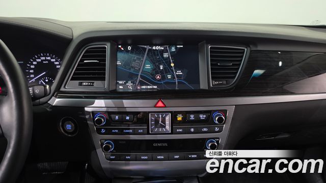 Genesis G80 2.2D AWD Premium Luxury 2020 — фото 17
