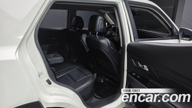 KG Mobility (SsangYong) Beautiful Korando Diesel 1.6 2WD C5 Plus 2022 — фото 12
