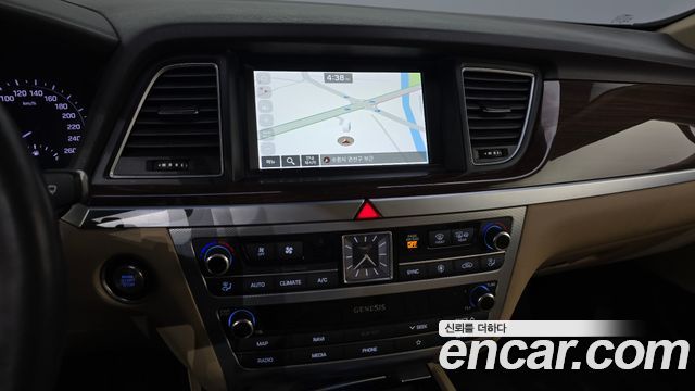 Genesis G80 2.2D Luxury 2020 — фото 12