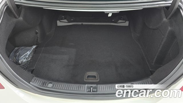 Mercedes-Benz E-Class (W213) E220d Exclusive 2017 — фото 15
