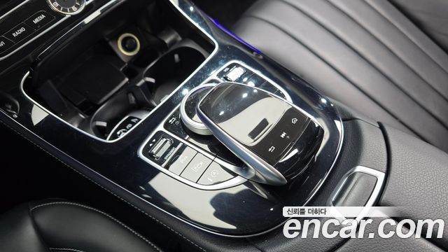 Mercedes-Benz E-Class (W213) E220d Exclusive 2017 — фото 16