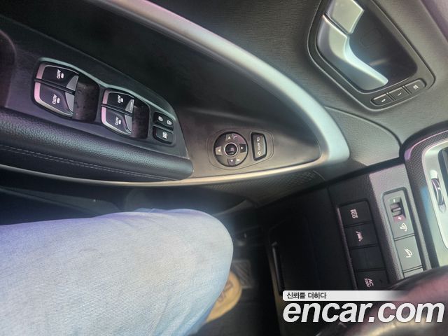 Hyundai Santa Fe (DM) Diesel(e-VGT) 2.0 2WD Exclusive 2013 — фото 11