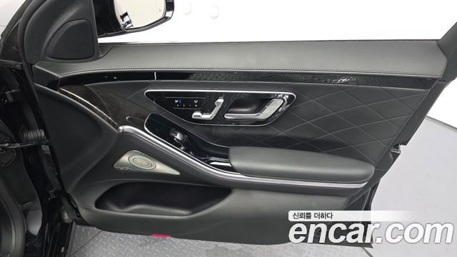Mercedes-Benz S-Class (W223) S580L 4MATIC 2021 — фото 24