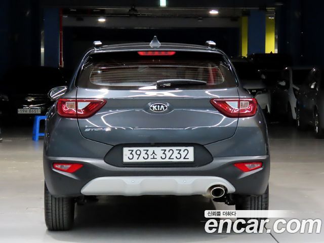 Kia Stonic 1.4 Trendy 2020 — фото 4