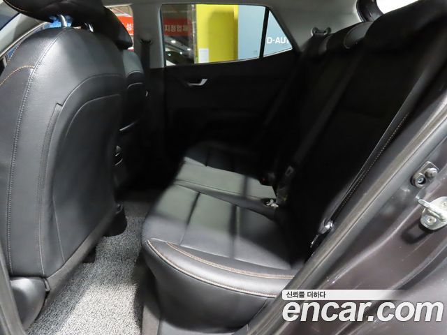 Kia Stonic 1.4 Trendy 2020 — фото 7