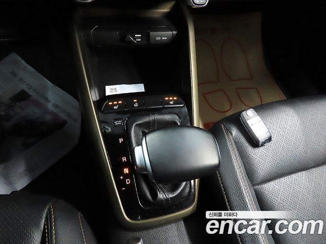 Kia Stonic 1.4 Trendy 2020 — фото 17