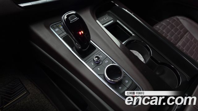 Cadillac Escalade (V) 6.2 Sports Platinum 2023 — фото 9