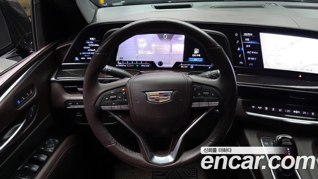 Cadillac Escalade (V) 6.2 Sports Platinum 2023 — фото 13
