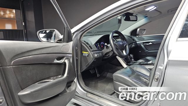 Hyundai i40 Saloon 2.0 GDi Premium 2012 — фото 10