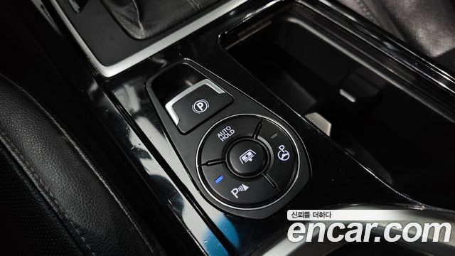 Hyundai i40 Saloon 2.0 GDi Premium 2012 — фото 27
