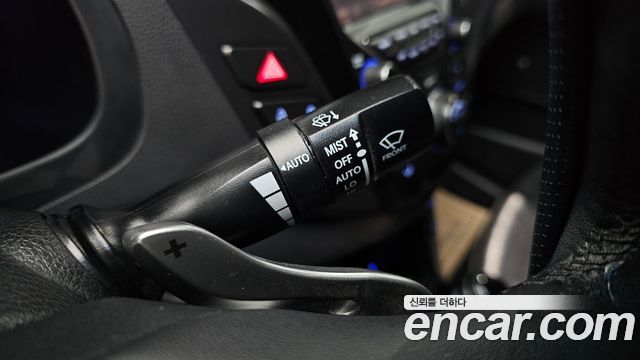 Hyundai i40 Saloon 2.0 GDi Premium 2012 — фото 31