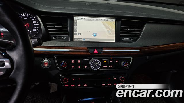 Kia K7 2.4 GDI Limited 2017 — фото 13
