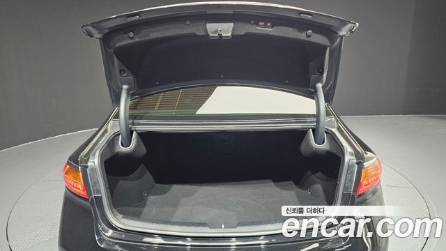 Kia K7 2.4 GDI Limited 2017 — фото 20