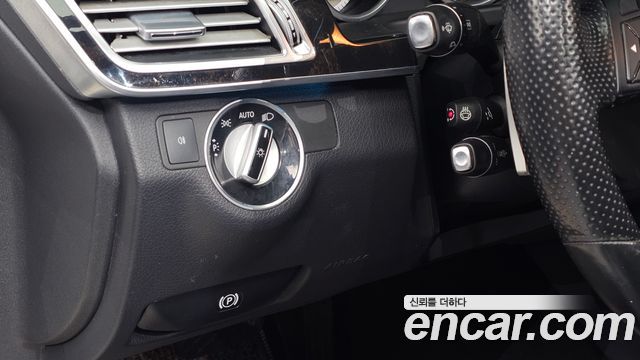 Mercedes-Benz E-Class (W212) E250 BlueTec 4MATIC AV 2016 — фото 16