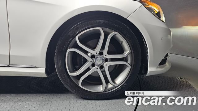 Mercedes-Benz E-Class (W212) E250 BlueTec 4MATIC AV 2016 — фото 21