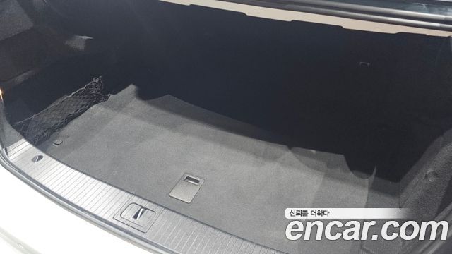 Mercedes-Benz E-Class (W212) E250 BlueTec 4MATIC AV 2016 — фото 27