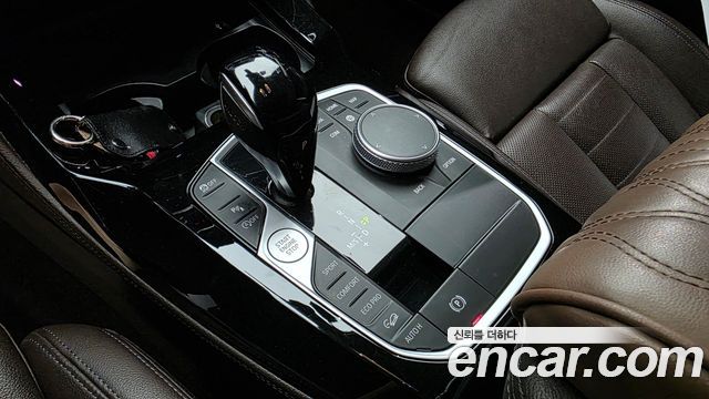 BMW X4 (G02) xDrive20i xLine 2022 — фото 9