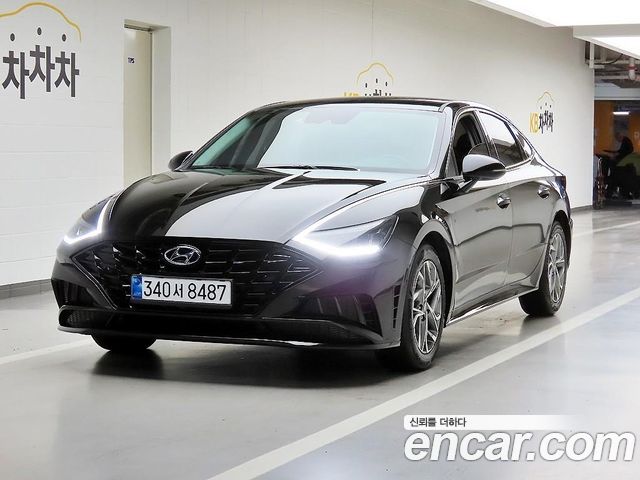 Hyundai Sonata (DN8) 2.0 Premium Plus