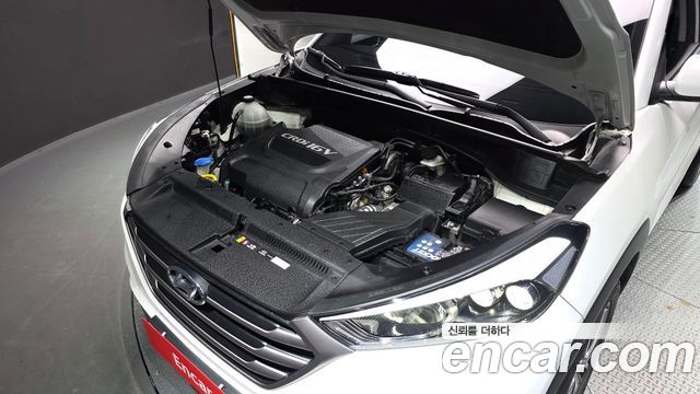 Hyundai Tucson Diesel 2.0 2WD Modern 2016 — фото 6
