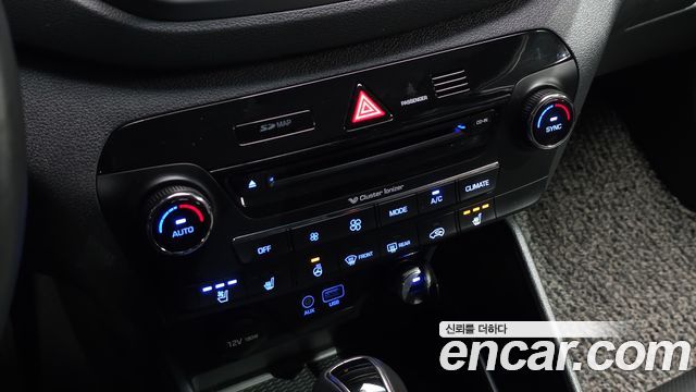 Hyundai Tucson Diesel 2.0 2WD Modern 2016 — фото 22