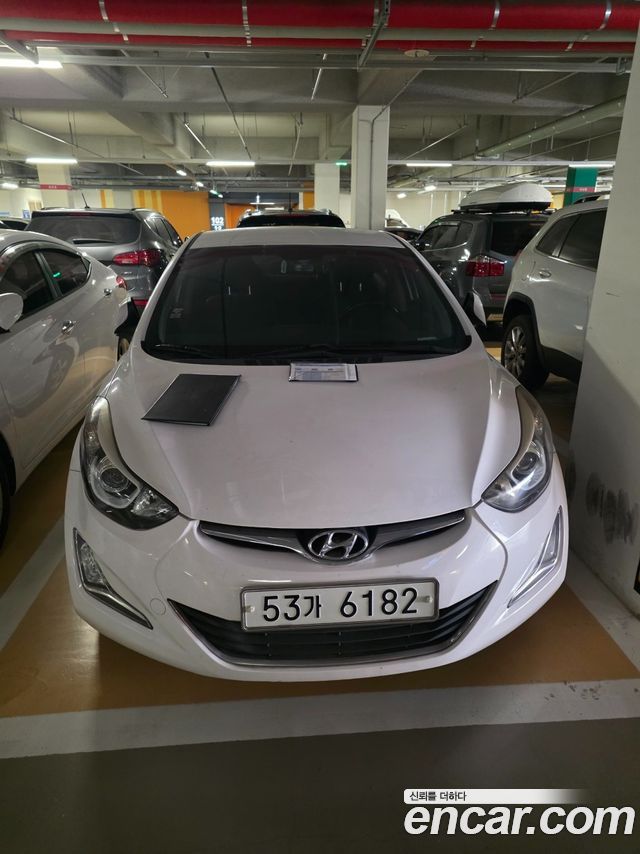 Hyundai Avante 1.6 GDi Smart Standard