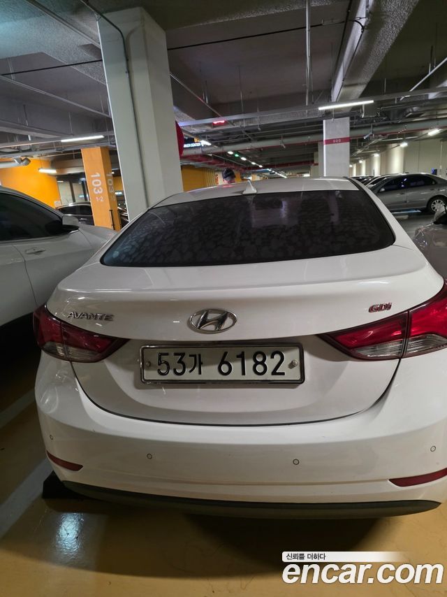Hyundai Avante 1.6 GDi Smart Standard 2015 — фото 2