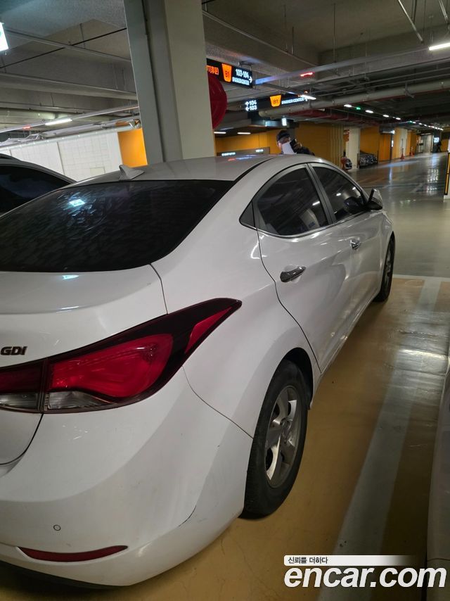 Hyundai Avante 1.6 GDi Smart Standard 2015 — фото 3