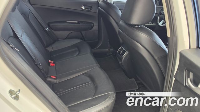 Kia K5 (II) 2.0 LPI Rental Car Luxury 2020 — фото 21
