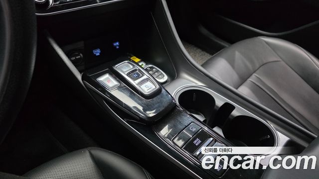 Hyundai Sonata (DN8) 2.0 LPG(rental car) Style 2023 — фото 9