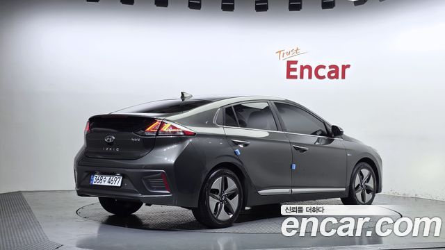 Hyundai Ioniq Hybrid 1.6 HEV Q 2020 — фото 2