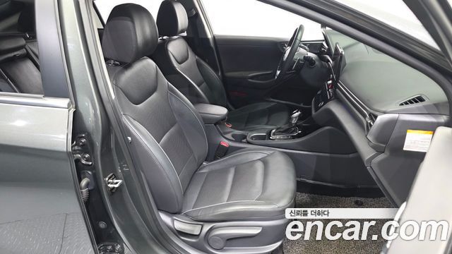Hyundai Ioniq Hybrid 1.6 HEV Q 2020 — фото 11