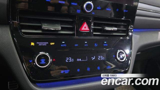 Hyundai Ioniq Hybrid 1.6 HEV Q 2020 — фото 18