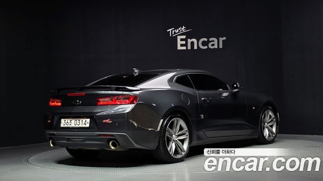 Chevrolet Camaro SS 6.2 V8 2017 — фото 2