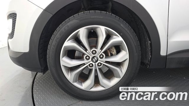 Hyundai Santa Fe (DM) Diesel(e-VGT) 2.0 2WD Exclusive 2013 — фото 5