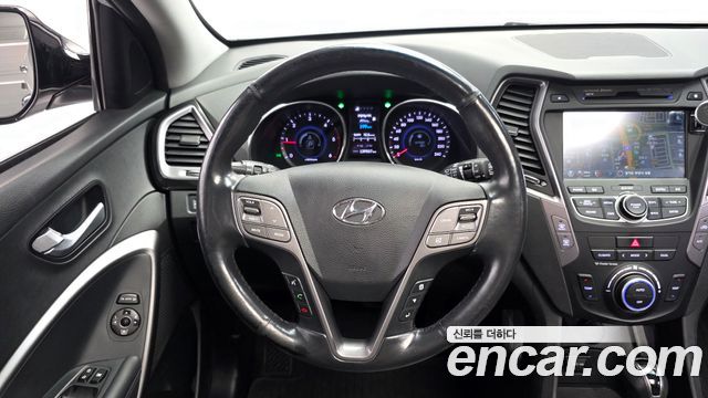 Hyundai Santa Fe (DM) Diesel(e-VGT) 2.0 2WD Exclusive 2013 — фото 13