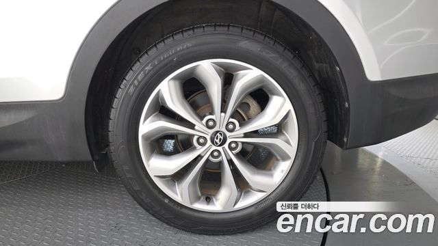 Hyundai Santa Fe (DM) Diesel(e-VGT) 2.0 2WD Exclusive 2013 — фото 21