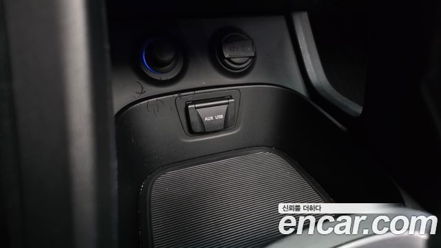 Hyundai Santa Fe (DM) Diesel(e-VGT) 2.0 2WD Exclusive 2013 — фото 28