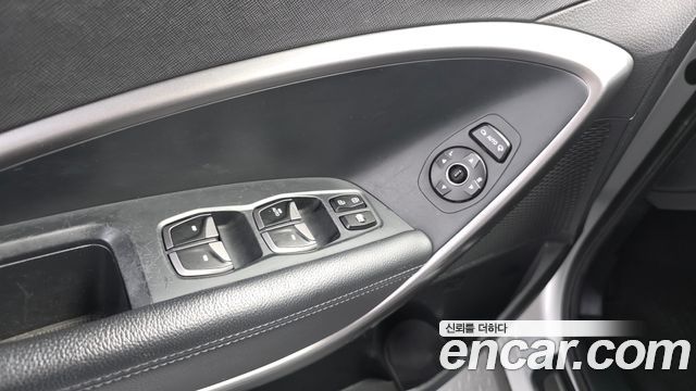 Hyundai Santa Fe (DM) Diesel(e-VGT) 2.0 2WD Exclusive 2013 — фото 30