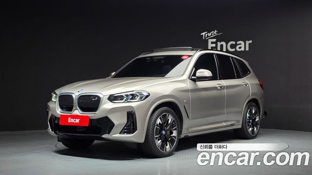BMW iX3 M Sports