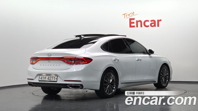Hyundai Grandeur (IG) 2.4 Premium Special 2019 — фото 2