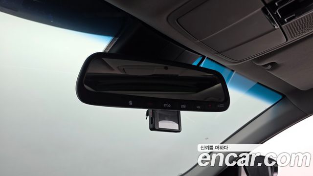 Hyundai Grandeur (IG) 2.4 Premium Special 2019 — фото 17