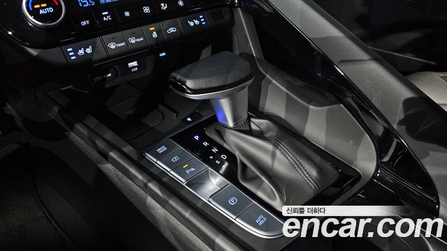 Hyundai Avante Hybrid (CN7) Modern 2024 — фото 9