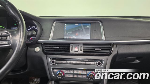 Kia K5 Hybrid (II) Noblesse 2018 — фото 18
