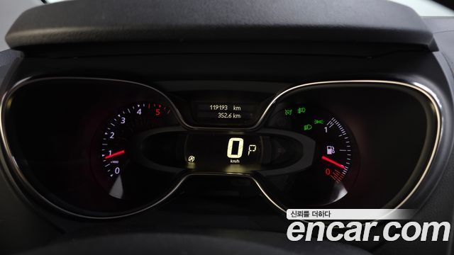 Renault Korea QM3 LE 2018 — фото 8