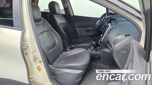 Renault Korea QM3 LE 2018 — фото 11