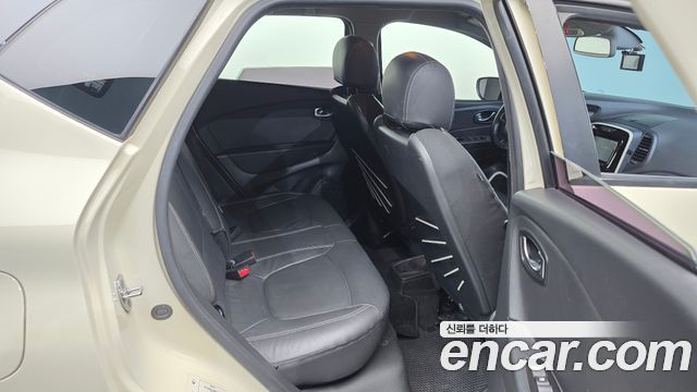 Renault Korea QM3 LE 2018 — фото 12